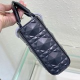 超希少！【ディオール】LADY D-JOY バッグ 偽物 カナージュ カーフスキン del92920