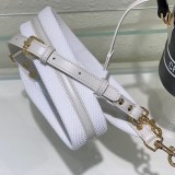 ディオール VIBE スモールバケットバッグ 偽物 【人気商品】 dec04003