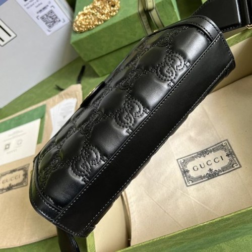 可愛いグッチ GG キルティングレザー ショルダーバッグ 偽物 guu83306
