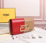 【日本未発売】フェンディ バゲット コピー レッド＆ベージュ スエード／レザー バッグ fer33299
