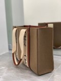 大人気！クロエ woody 偽物 トートバッグ ミディアム 3モデルサイズ CHC21WS383F3726E