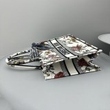 ブティック♪ディオール ブックトート コピー バッグ ミディアム 刺繍 dew53732