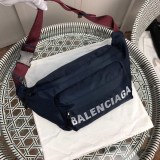 世界中で大人気♪バレンシアガ ボディバッグ 偽物/ベルトバッグ/WHEEL BELTPACK メンズ baa69095