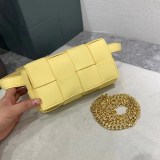 人気No1ボッテガヴェネタ カセット コピー クロスボディバッグ bog01737