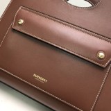 ★日本!!人気！バーバリー 偽物 スモール トップステッチレザー ポケットトート 80367451