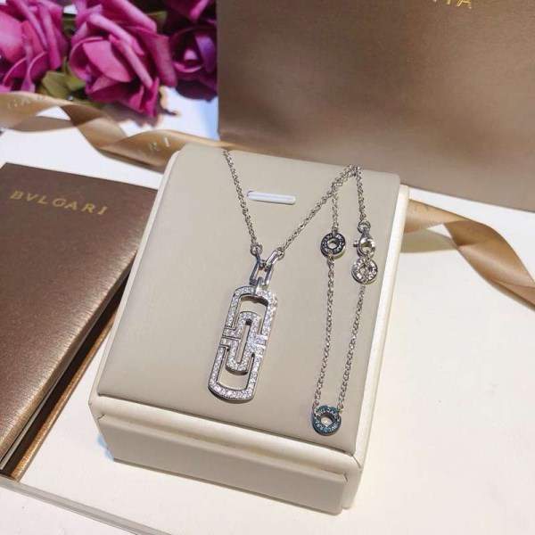 ★日本!!人気！ブルガリ ダイヤ ネックレス スーパーコピーN級品 18K ゴールド【追跡付】 Buj65041