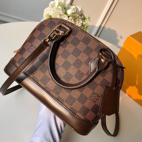【定番人気】 ルイヴィトン アルマBB 偽物 ダミエ エベヌ N41221 ショルダーバッグ