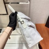 完売必至【プラダ】偽物 システム ナッパレザー パッチワーク トートバッグ pui45684