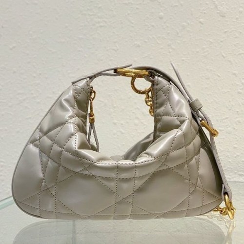 大人気!!新色ディオール グレー Caro ハンドバッグ 偽物 dex38493