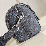 大人気!!新色ルイヴィトン シティ キーポル ショルダーバッグ 偽物 M46339