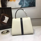 入手困難 ヴァレクストラ Iside イジィデ ミディアム ハンドバッグ Vua18256