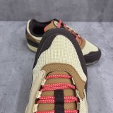 【即発】トラヴィススコット 偽物 × ナイキ エアマックス 1 "カクタス ジャック" バロック ブラウン DO9392200