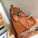 送料込 ロエベ ショルダーバッグ コピー PUZZLE パズルバッグ ナノ lou24528
