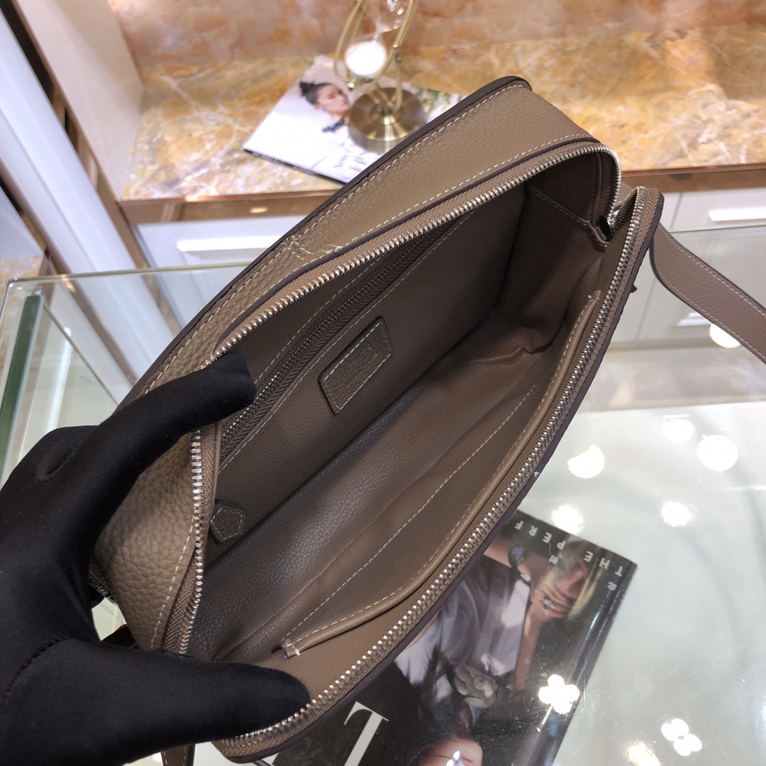 送料込 エルメス メンズ ショルダーバッグ スーパーコピー