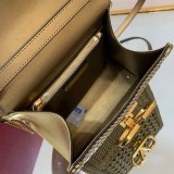 《大人気》ヴァレンティノ コピー Vスリング ラフィア ハンドバッグ Vuy14915