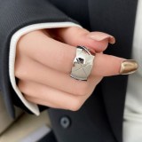 お洒落に♪シャネル ココクラッシュリング 偽物 18Kベージュ ラージ shb87314