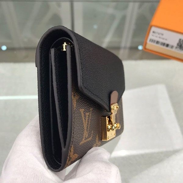 ルイヴィトン 財布 偽物 モノグラム 折り財布 ポルトフォイユ・パラス コンパクト M67479