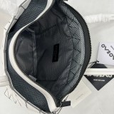 セレブ多数愛用BAOBAO ISSEY スーパーコピー MIYAKE カルトン メタリック バッグ baz43693