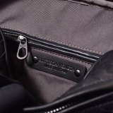 完売前に！ボッテガヴェネタ メンズ ショルダーバッグ 偽物C16505