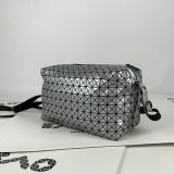 稀少BAOBAO コピー クロスボディバッグ ショルダーバッグ bat13057