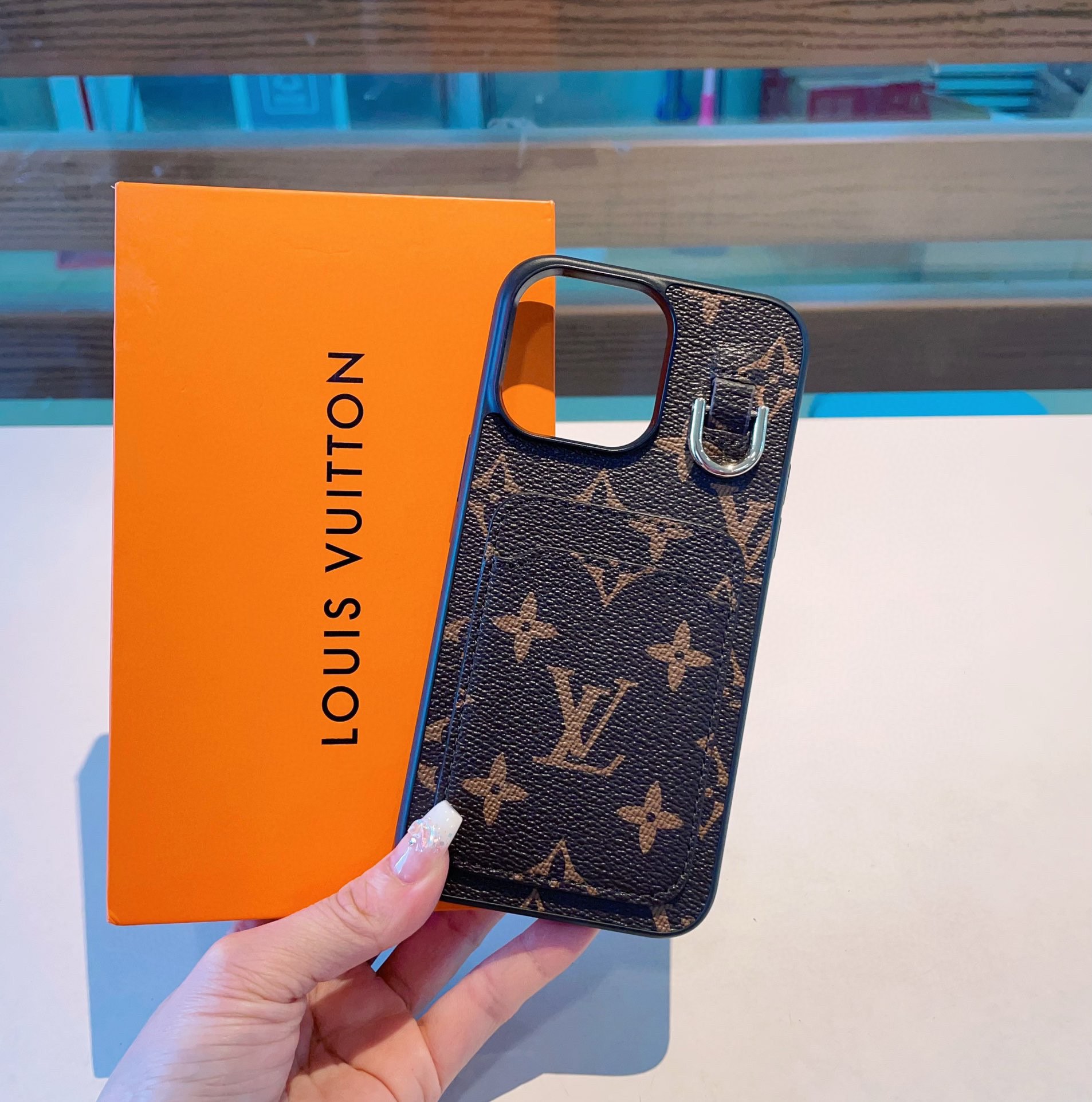 【限定カラー】ルイヴィトンiPhone ケース 全機種 販売