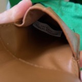 ボッテガヴェネタ 二つ折り財布 コピー マキシイントレ bol10645