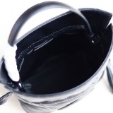 最新！グッチ ブロンディ 偽物ミニ バケット バッグ guq06972