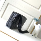 送料込ルイヴィトン トロカデロメッセンジャー PM 偽物 ダミエ・グラフィット ショルダーバッグ ダミエ N40087