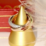 ★日本!!人気！カルティエ 18K リング ダイヤ トリニティリング 偽物 kar27093