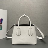 プレゼント最適プラダ 偽物 ドゥーブレ サフィアーノレザー ミニバッグ 4色 1BG443