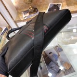 日本未入荷 バリー メンズ ブリーフケース 偽物