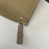 日本未入荷 ロエベ メンズ クラッチバッグ スーパーコピー 11038