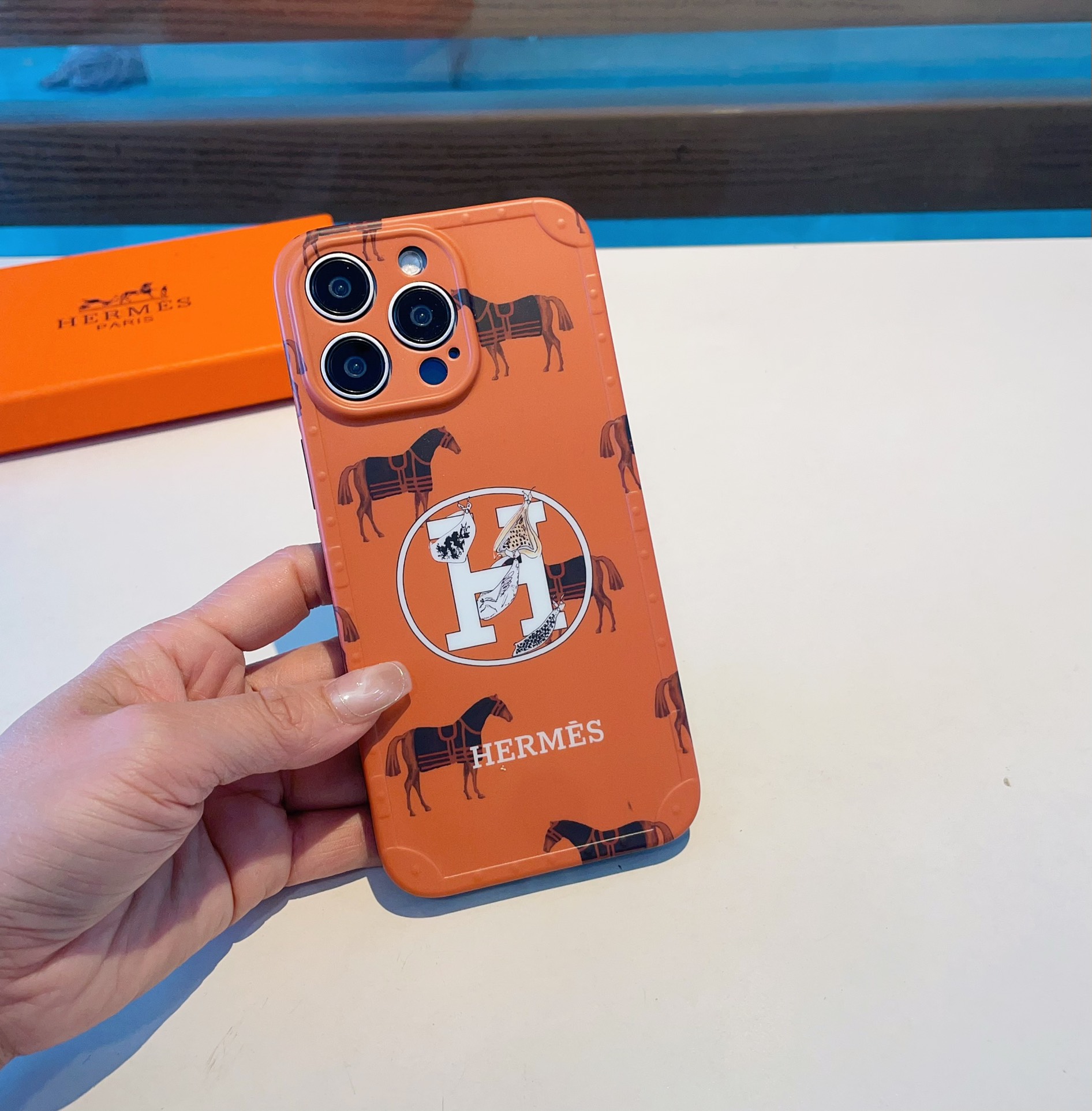 即発送！エルメスiPhone ケース 全機種 販売