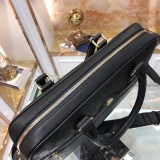完売必至 グッチ メンズ ブリーフケース 偽物