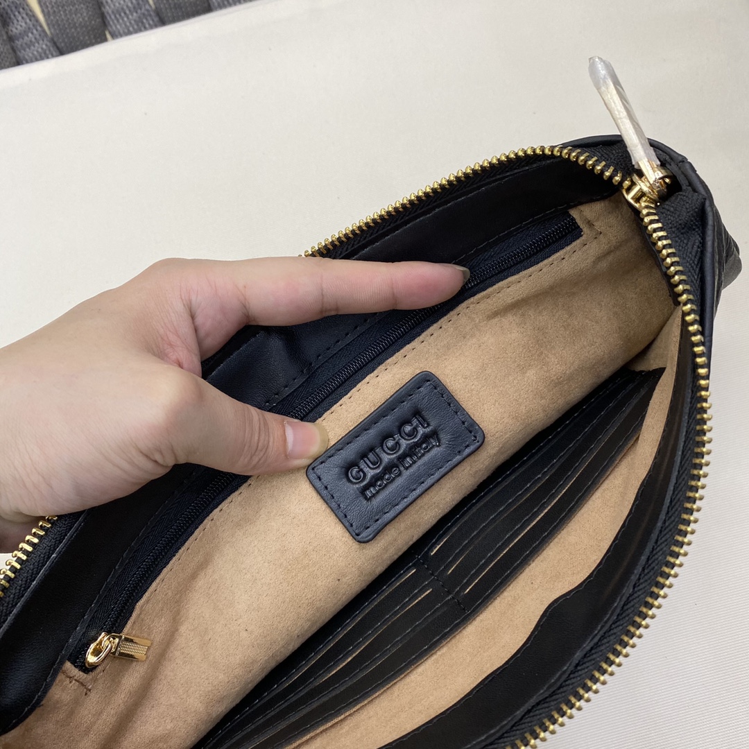 日本未入荷 グッチ メンズ クラッチバッグ 偽物