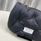 人気急上昇メゾンマルジェラ Glam Slam 偽物 フラップ チェーンバッグ Mal42039