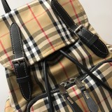 送料込 バーバリー メンズ バックパック 偽物