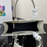 n級品 おすすめプラダ 偽物 ステッチモチーフ ラージ レザー ハンドバッグ 3サイズ puh27282