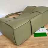 ボッテガヴェネタ スモール アルコ トートバッグ 偽物 boi71492