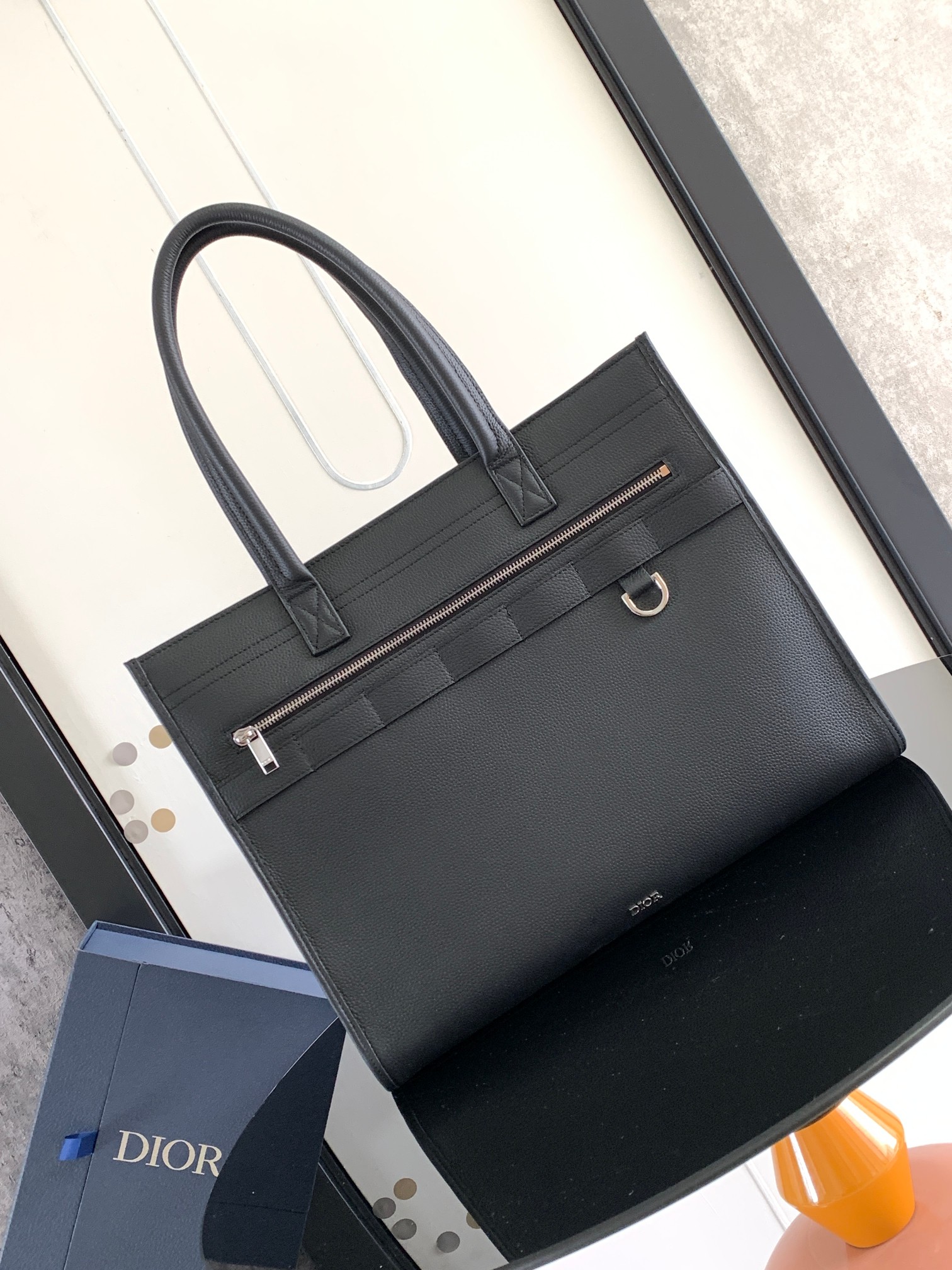 完売必至 ディオール メンズ トートバッグ 偽物1ESSH224YMJ