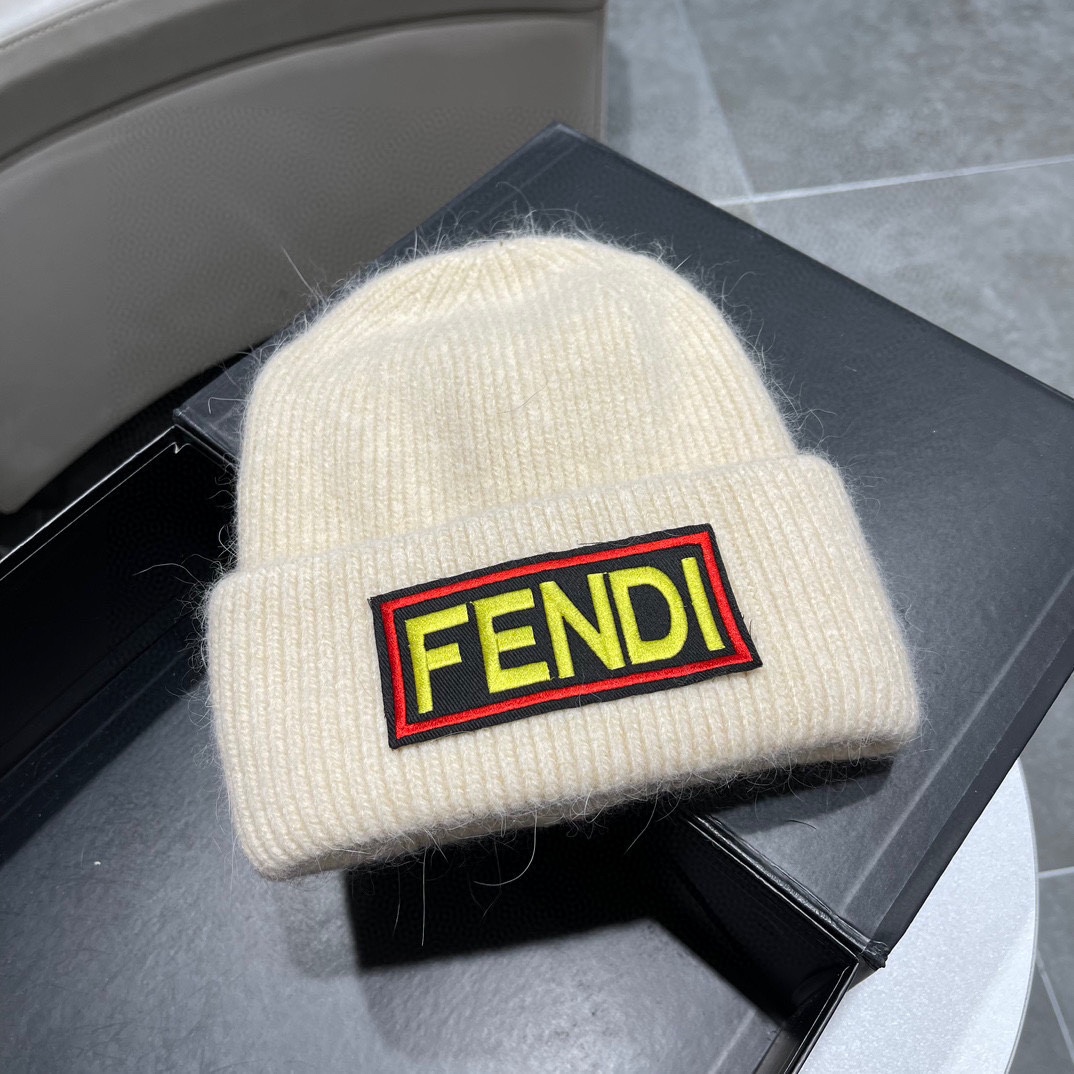 完売前に！フェンディ ニット帽 スーパーコピー