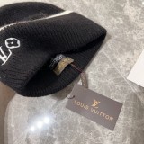 ☆超人気☆ ルイヴィトン ニット帽 偽物