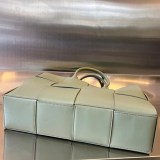 超希少！ボッテガヴェネタ スーパーコピー ミディアム アルコ トートバッグ boy13977