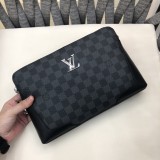 日本未入荷 ルイヴィトン メンズ クラッチバッグ コピー
