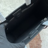 注目度抜群！ グッチ メンズ トートバッグ 偽物495559