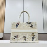ディオール Large 刺繍入り トートバッグ 偽物 ブックトート deu27040