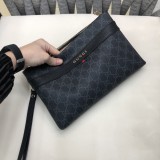 送料込 グッチ メンズ クラッチバッグ 偽物