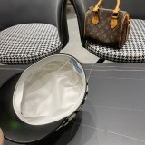 完売必至 プラダ キャスケット 偽物