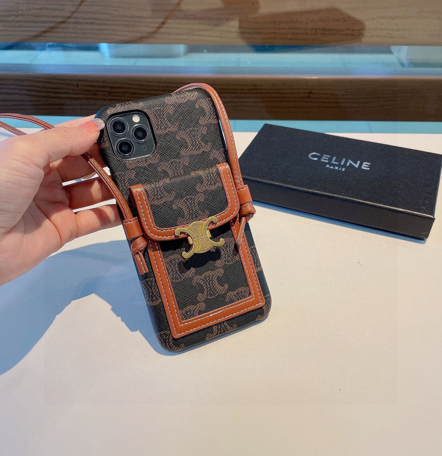 高品質 セリーヌiPhone ケース 全機種 販売