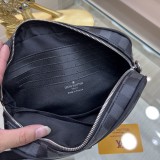入手困難品！ ルイヴィトン メンズ クラッチバッグ 偽物